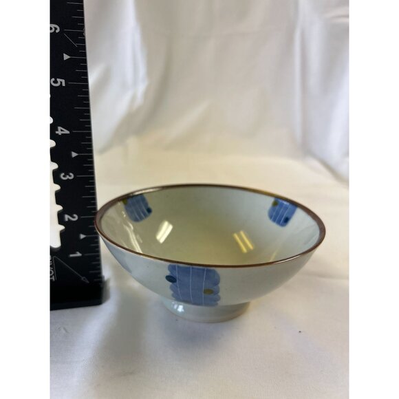 Vintage Hand-Painted Ceramic Bowl With Blue & Yellow Floral Motif - 4.5" Diamete - Picture 2 of 2